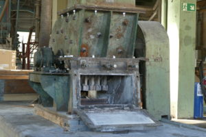 Eine Laborhammermühle in der Nahaufnahme